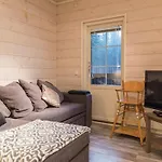 Levin Ahmahovi 1a By Interhome